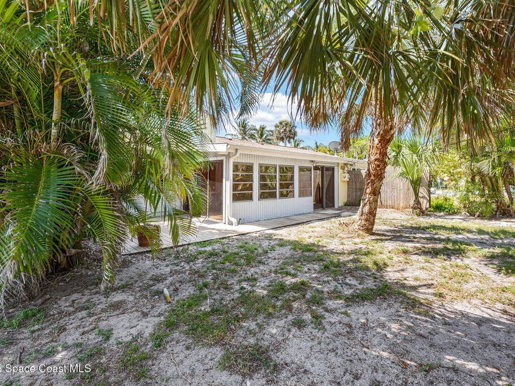 160 Amber Place, Melbourne Beach, FL 32951
