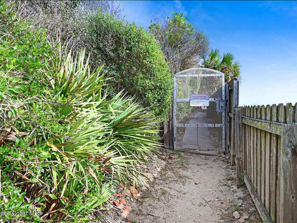 160 Amber Place, Melbourne Beach, FL 32951