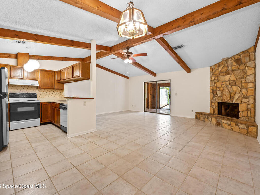 160 Amber Place, Melbourne Beach, FL 32951