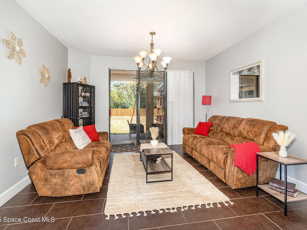 2739 Village Pine Terrace, Orlando, FL 32833