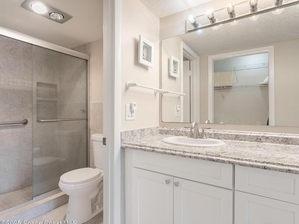 3212 S Lakeview Circle, Ft. Pierce, FL 34949