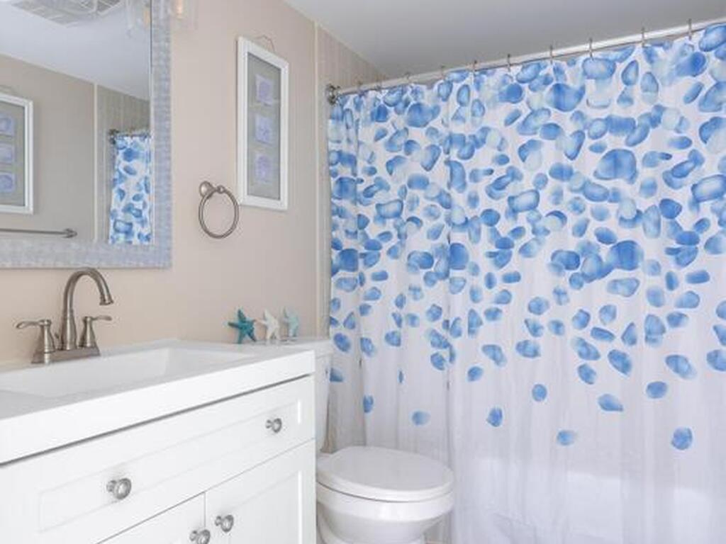 3212 S Lakeview Circle, Ft. Pierce, FL 34949