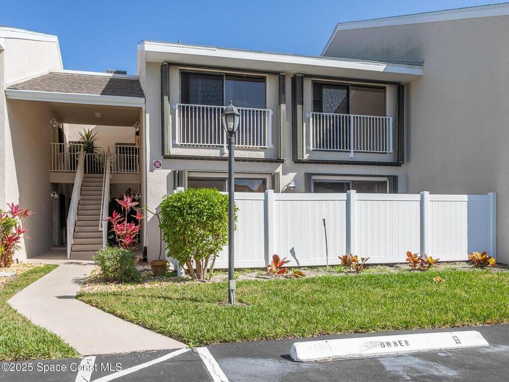3212 S Lakeview Circle, Ft. Pierce, FL 34949