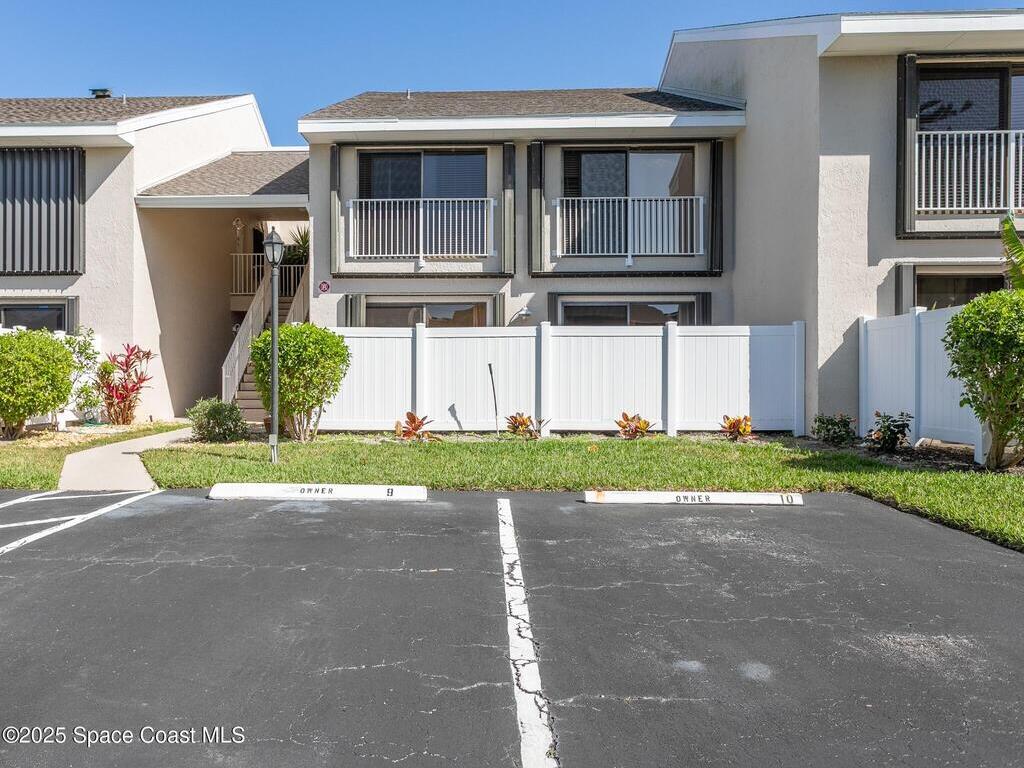 3212 S Lakeview Circle, Ft. Pierce, FL 34949