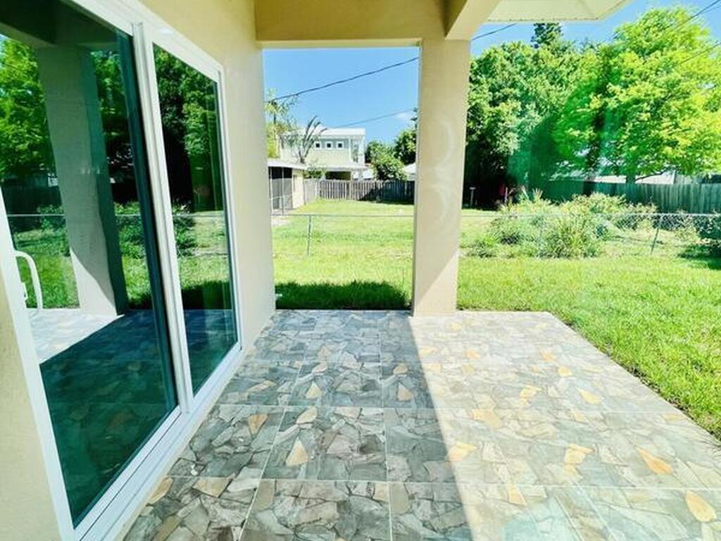 401 Homestead Avenue, Palm Bay, FL 32907