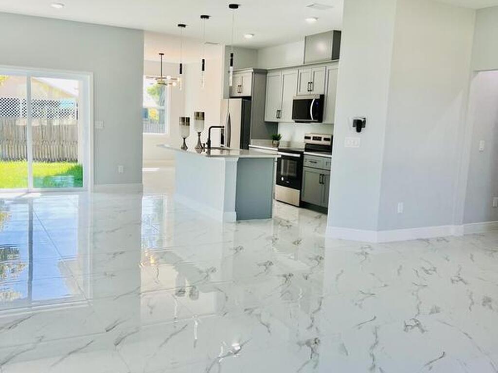 401 Homestead Avenue, Palm Bay, FL 32907