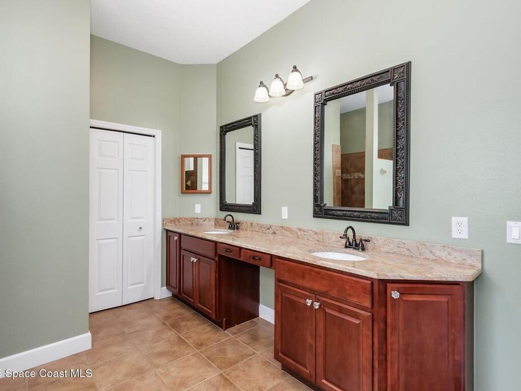 5635 N Tropical Trail, Merritt Island, FL 32953