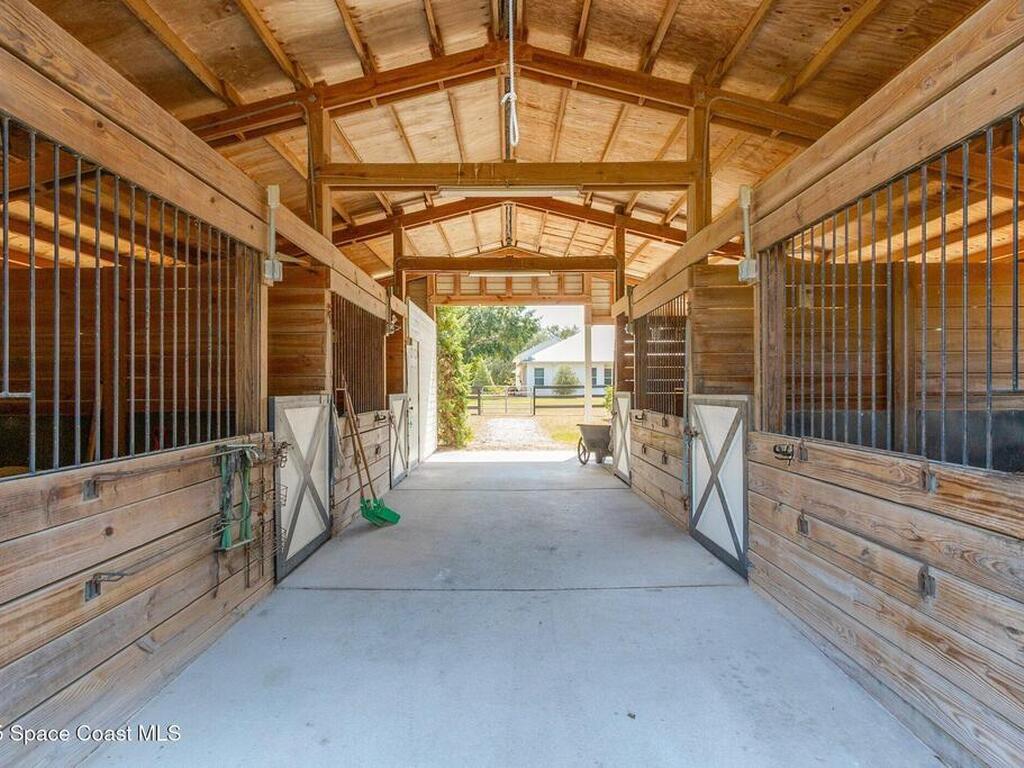 5635 N Tropical Trail, Merritt Island, FL 32953