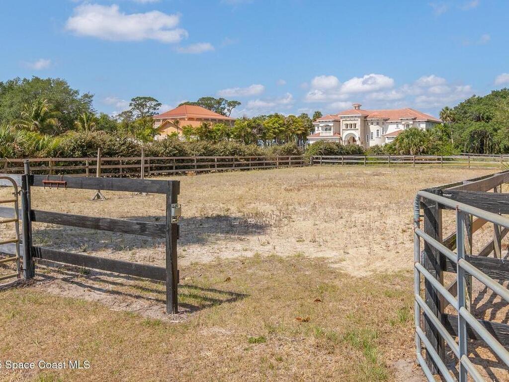 5635 N Tropical Trail, Merritt Island, FL 32953
