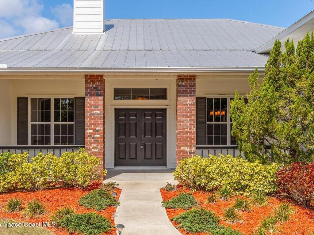 5635 N Tropical Trail, Merritt Island, FL 32953