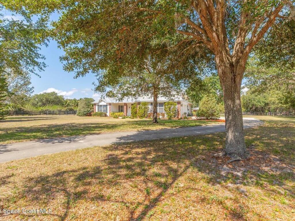 5635 N Tropical Trail, Merritt Island, FL 32953