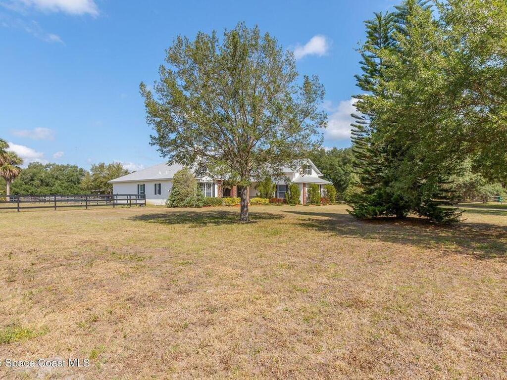 5635 N Tropical Trail, Merritt Island, FL 32953