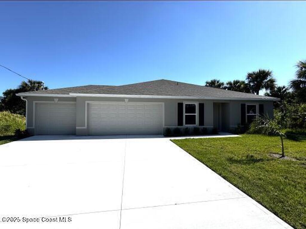 174 Fayetteville Street, Palm Bay, FL 32908