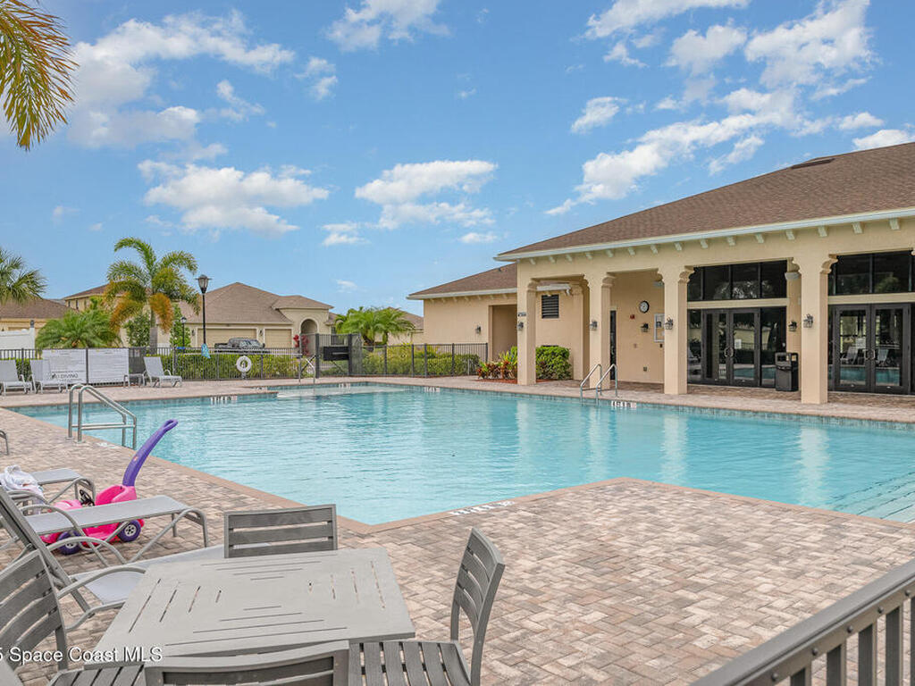 10033 W Verona Circle, Vero Beach, FL 32966