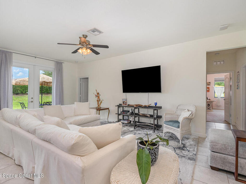 10033 W Verona Circle, Vero Beach, FL 32966