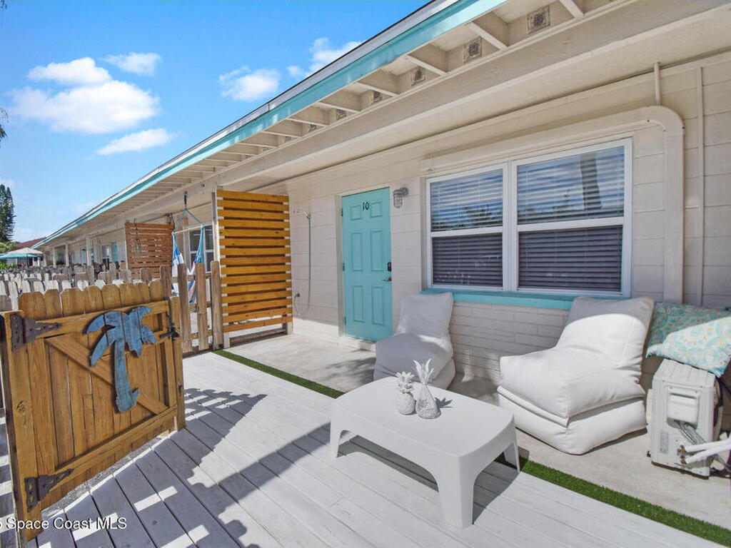 490 S Orlando Avenue, Cocoa Beach, FL 32931
