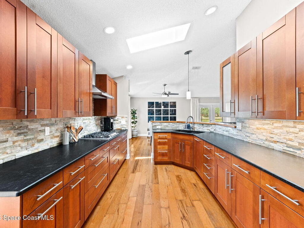 380 Wickham Lakes Drive, Melbourne, FL 32940