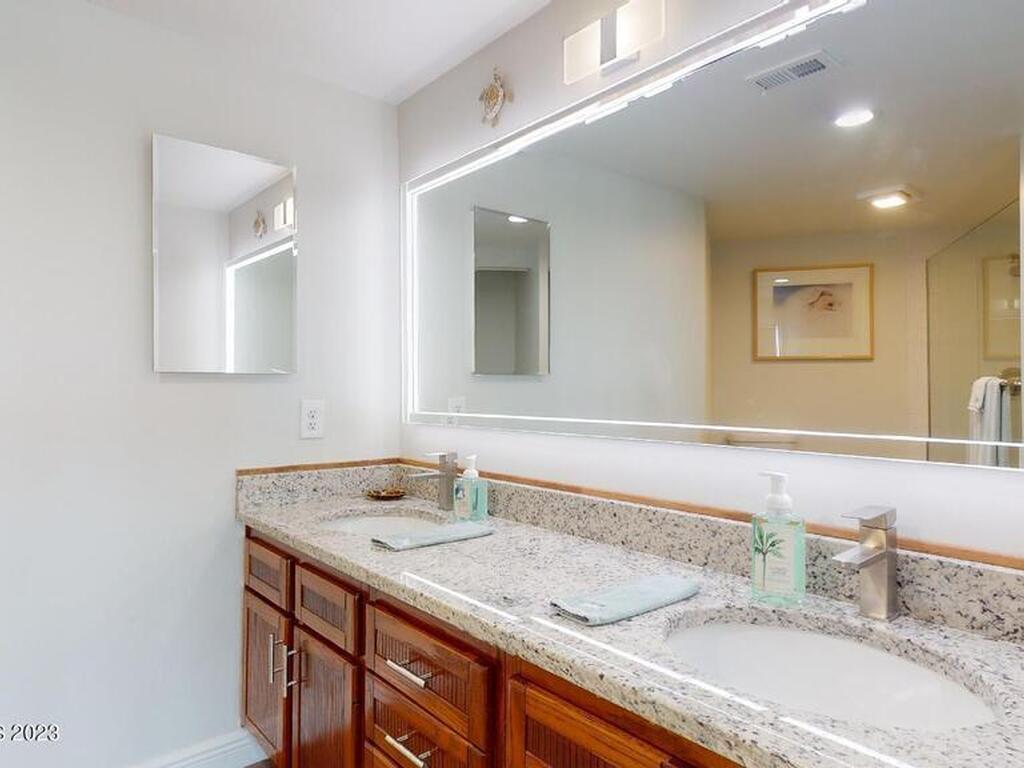 905 N Harbor City Boulevard, Melbourne, FL 32935
