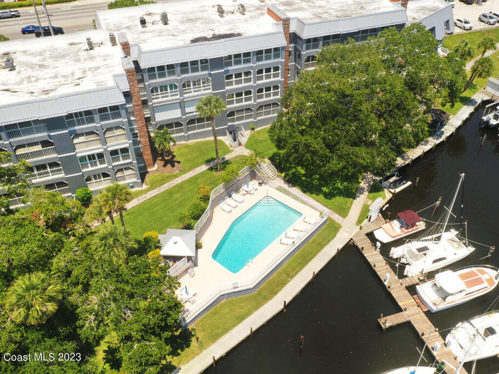 905 N Harbor City Boulevard, Melbourne, FL 32935