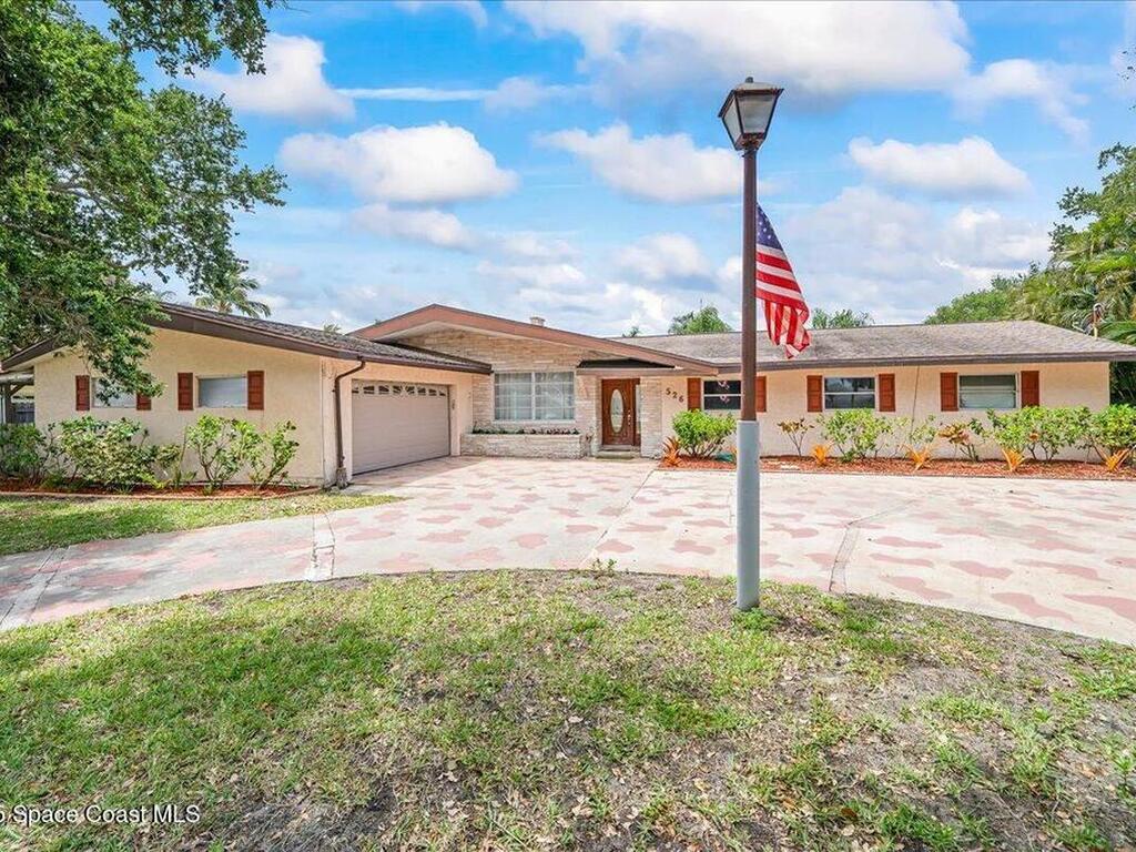 526 Andros Lane, Indian Harbour Beach, FL 32937