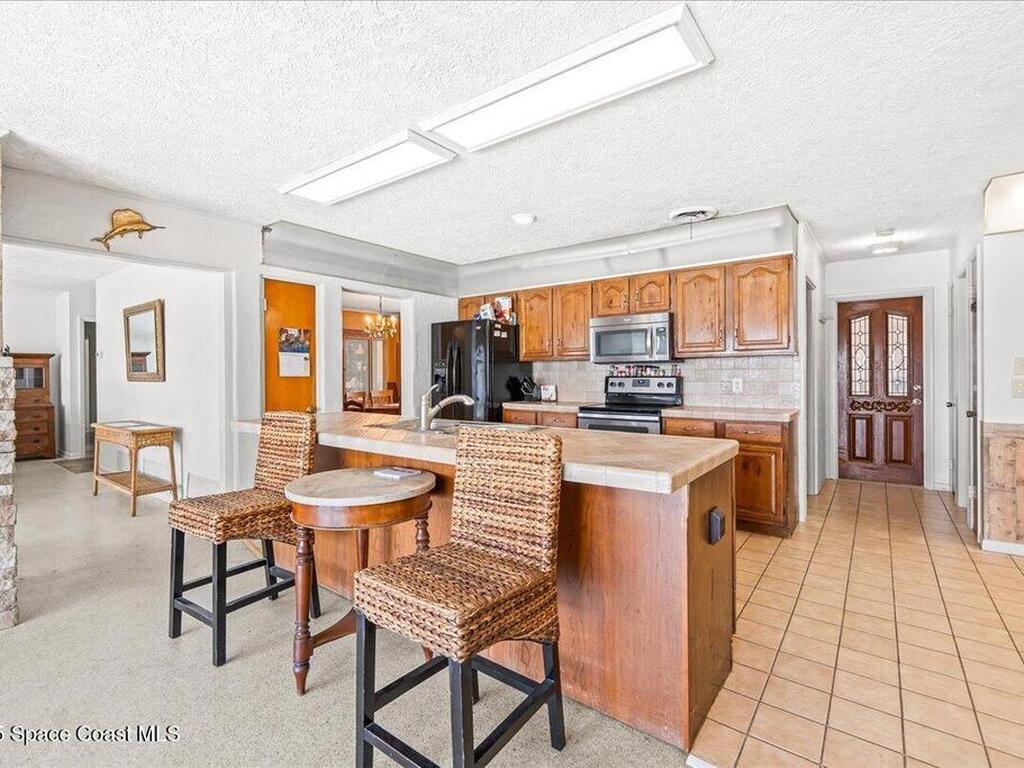 526 Andros Lane, Indian Harbour Beach, FL 32937