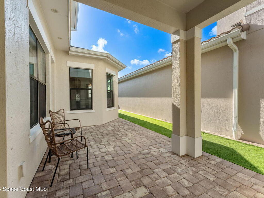 8048 Gullen Drive, Melbourne, FL 32940