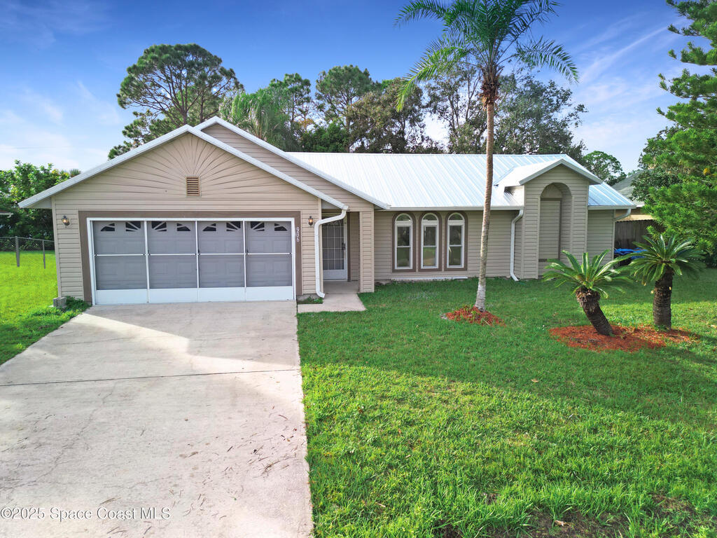 936 Black Coral Avenue, Palm Bay, FL 32907