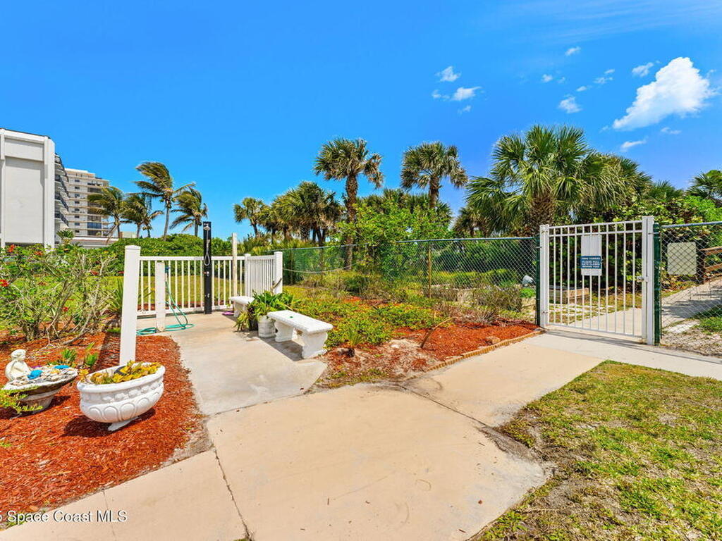 2020 N Atlantic Avenue, Cocoa Beach, FL 32931
