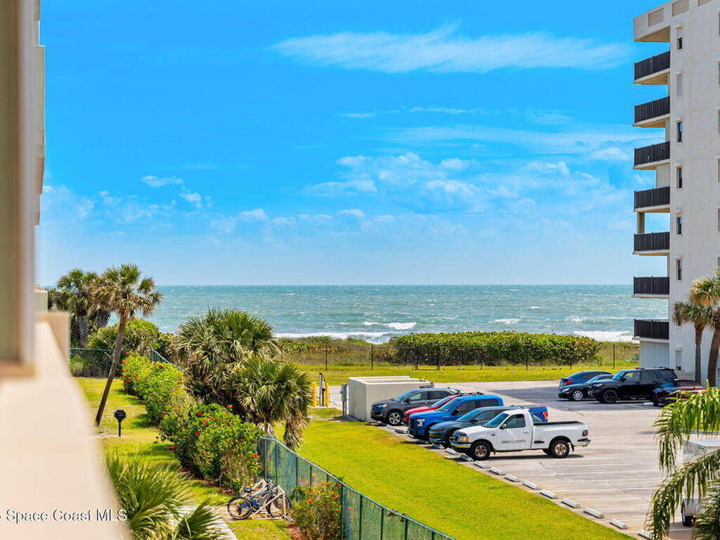 2020 N Atlantic Avenue, Cocoa Beach, FL 32931