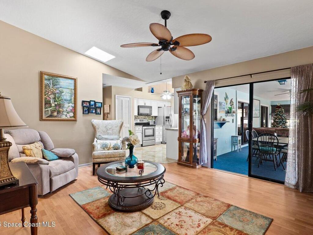 2033 Thistle Drive, Melbourne, FL 32935