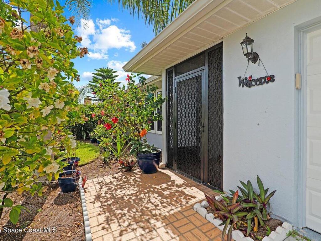 2033 Thistle Drive, Melbourne, FL 32935