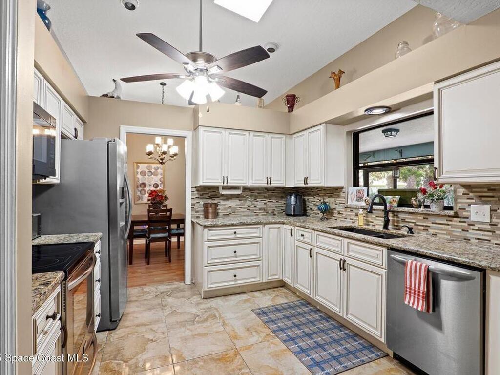 2033 Thistle Drive, Melbourne, FL 32935