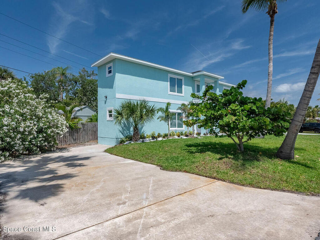 1364 Palmer Court, Cocoa Beach, FL 32931