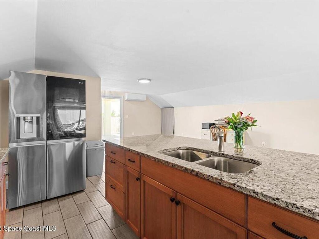 8865 Central Avenue, Micco, FL 32976