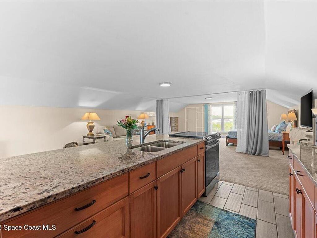 8865 Central Avenue, Micco, FL 32976