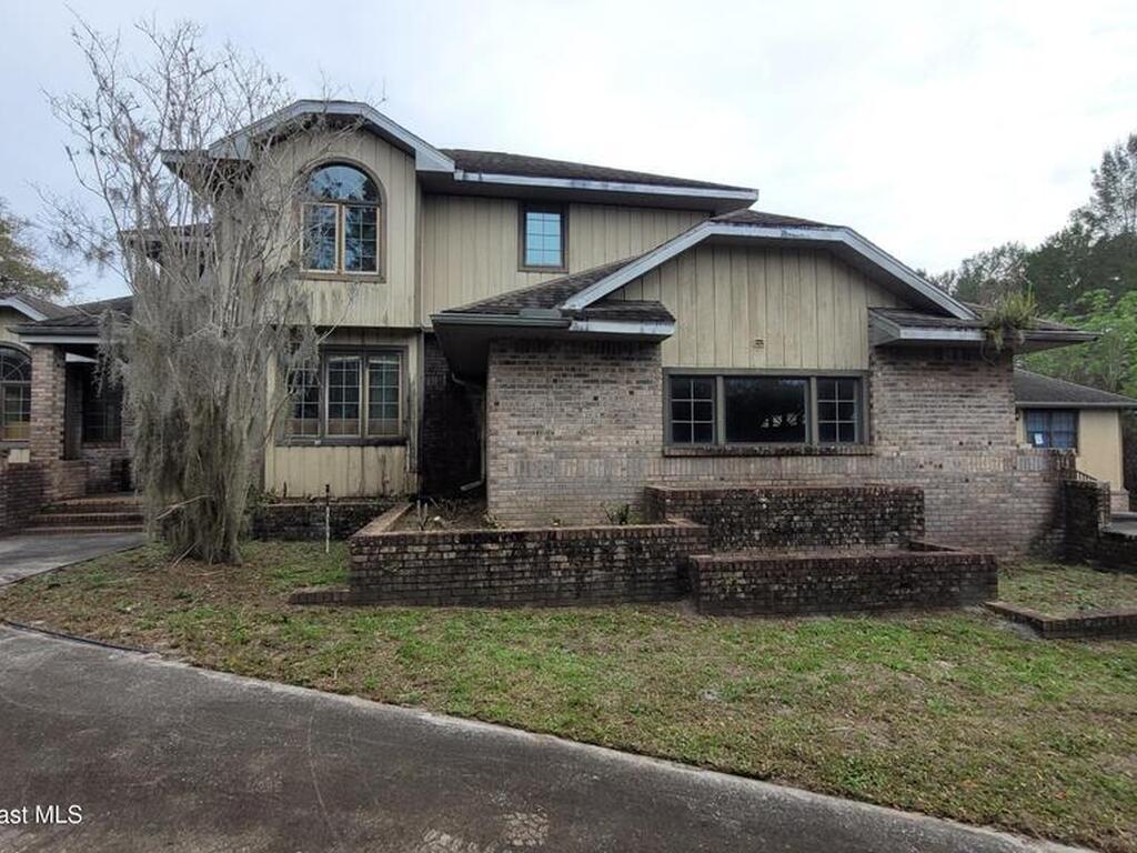1215 Pine Cone Court, Titusville, FL 32796