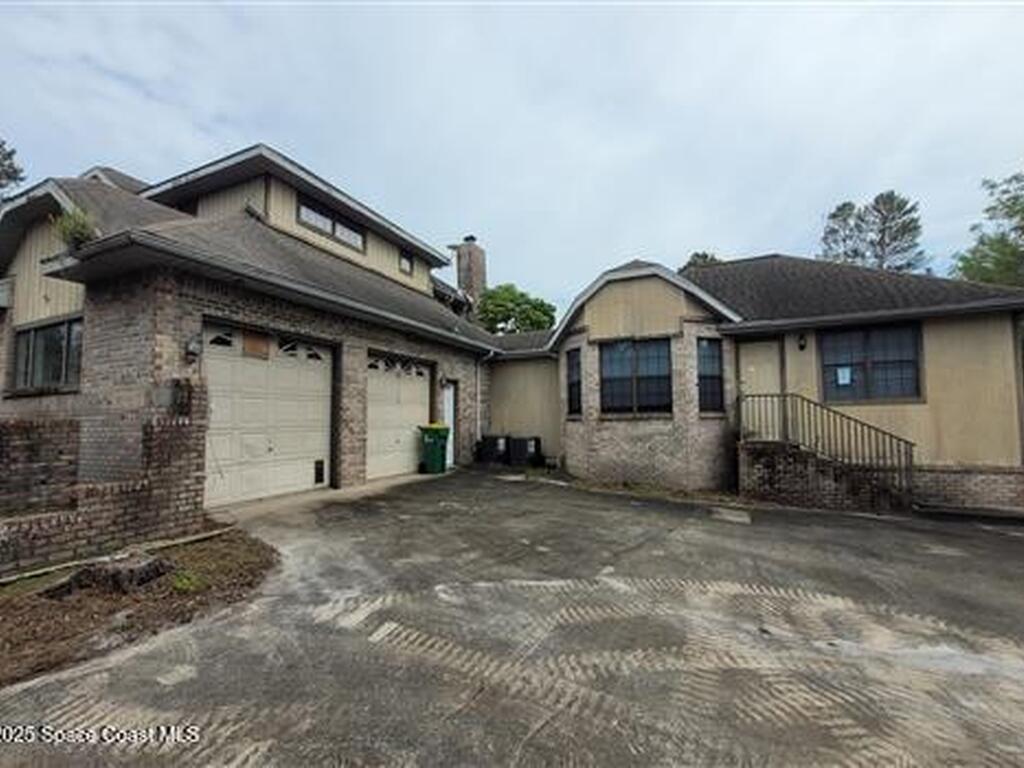 1215 Pine Cone Court, Titusville, FL 32796