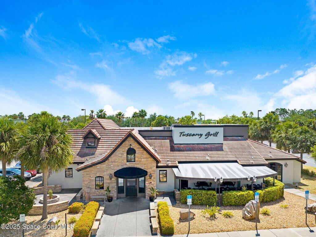 6630 Colonnade Avenue, Melbourne, FL 32940