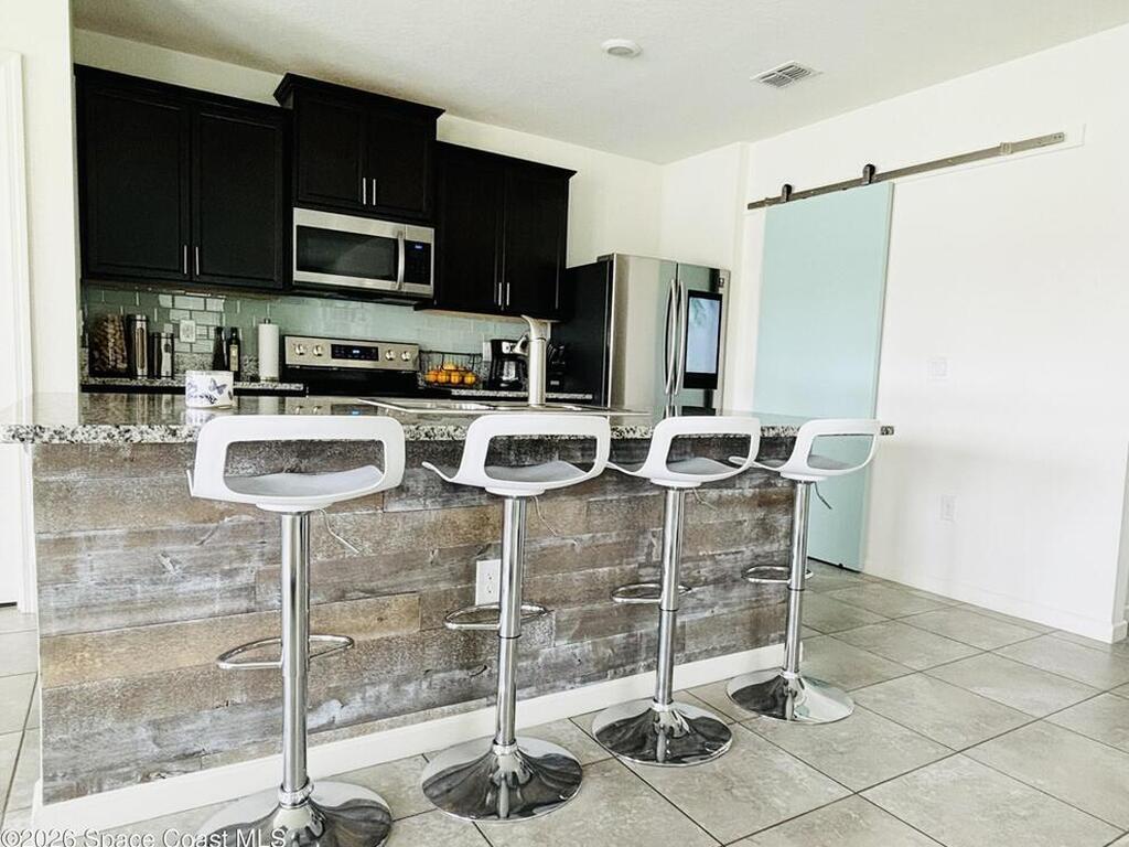 841 Old Country Road, Palm Bay, FL 32909