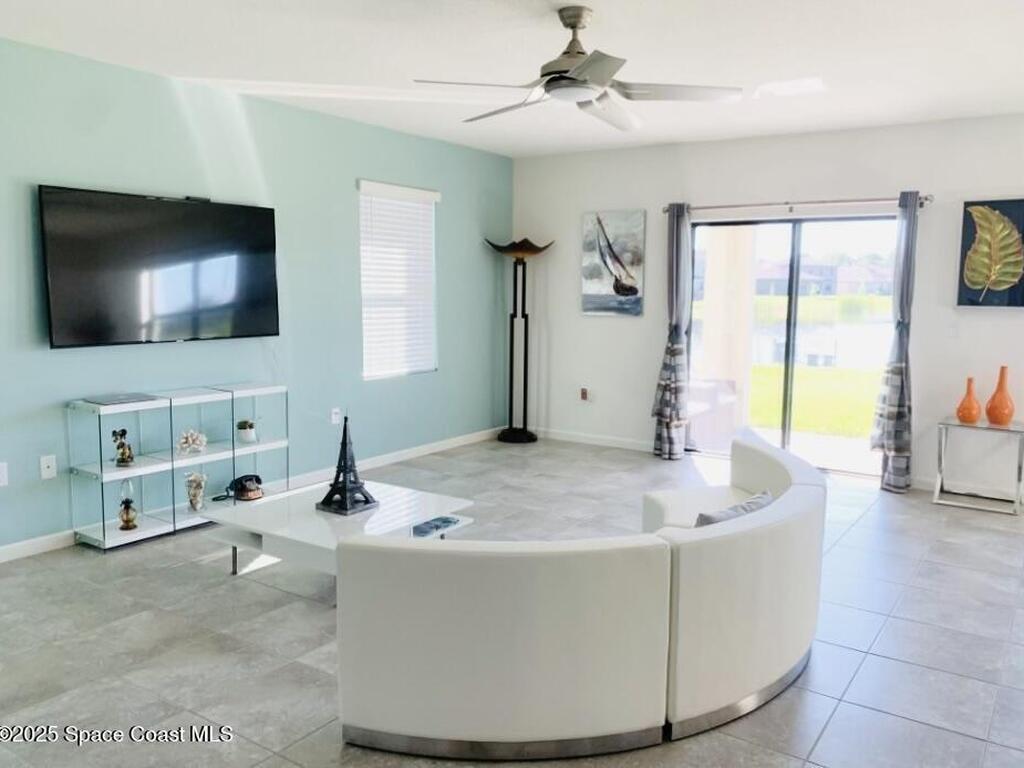 841 Old Country Road, Palm Bay, FL 32909