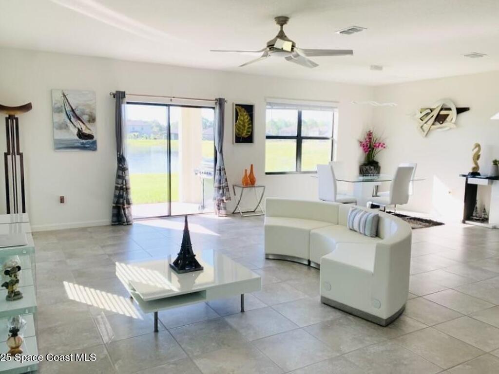 841 Old Country Road, Palm Bay, FL 32909