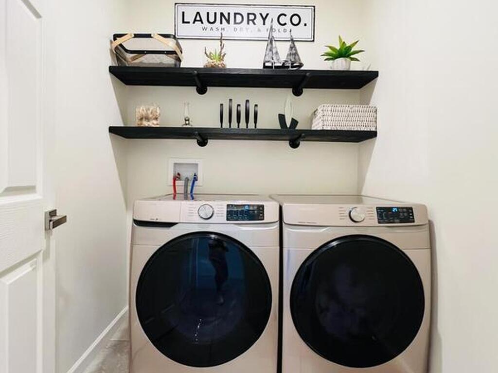 841 Old Country Road, Palm Bay, FL 32909