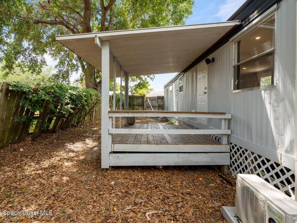 2593 Amberly Road, Palm Bay, FL 32905
