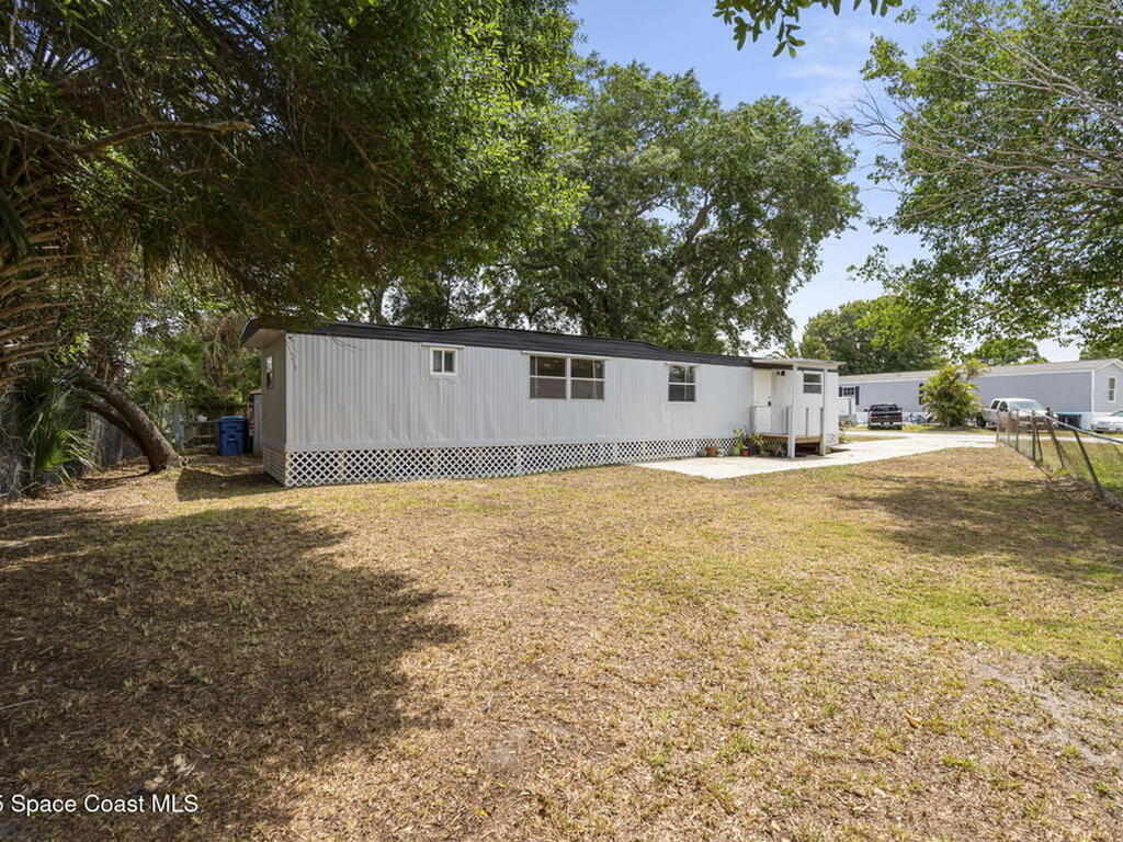 2593 Amberly Road, Palm Bay, FL 32905