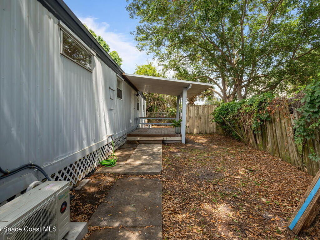 2593 Amberly Road, Palm Bay, FL 32905