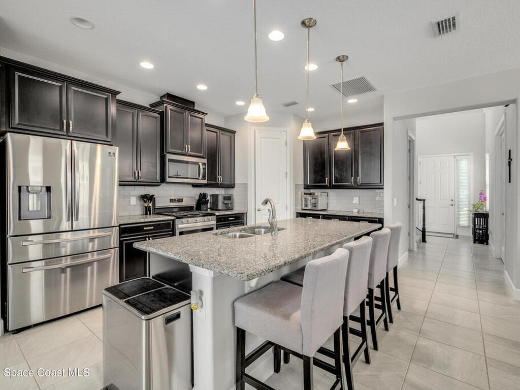 3104 Hummingbird Way, Melbourne, FL 32940