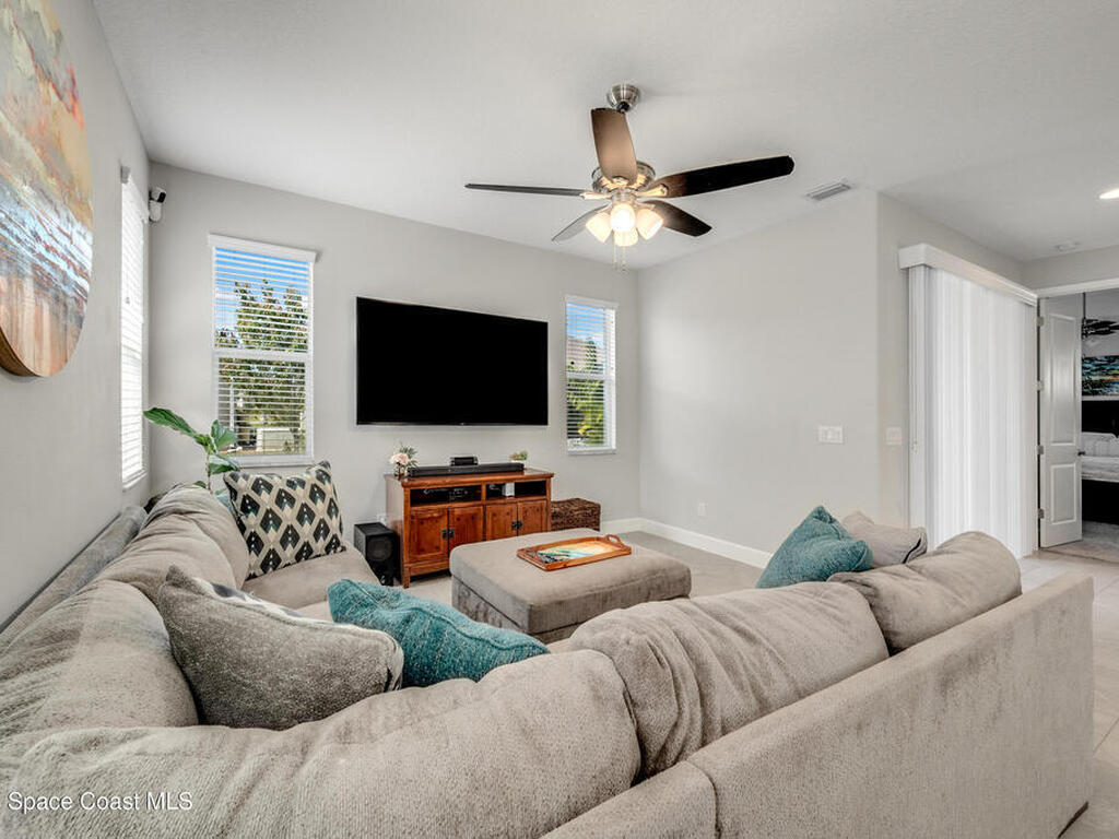 3104 Hummingbird Way, Melbourne, FL 32940
