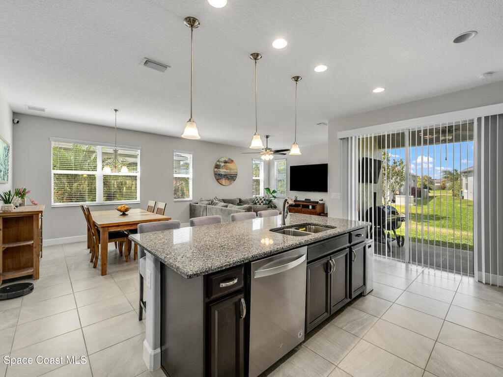 3104 Hummingbird Way, Melbourne, FL 32940