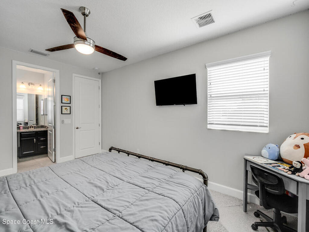 3104 Hummingbird Way, Melbourne, FL 32940