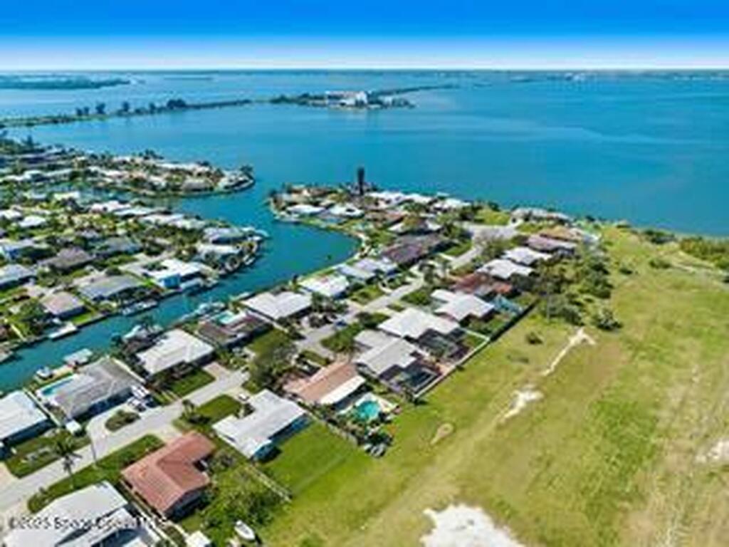 418 Brightwaers Drive, Cocoa Beach, FL 32931